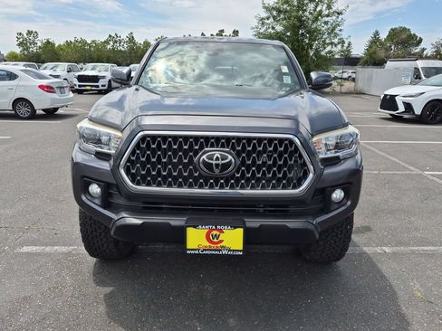 Used 2019 Toyota Tacoma TRD Off-Road AWD/4WD image 8