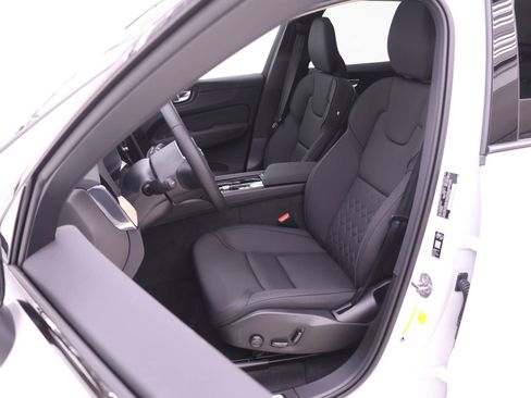 New 2026 Volvo XC60 B5 Core w/ Climate Package AWD/4WD image 7