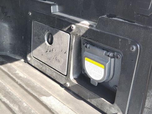 Used 2023 Toyota Tacoma TRD Off-Road w/ Technology Package image 38