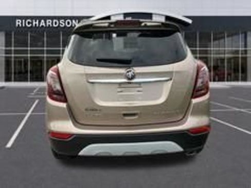 Used 2018 Buick Encore Sport Touring FWD image 7