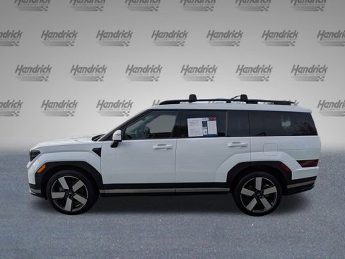 Used 2025 Hyundai Santa Fe Limited image 8