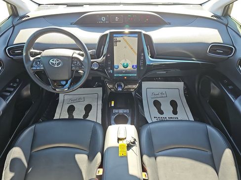 Used 2022 Toyota Prius Limited FWD image 13
