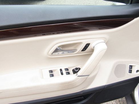 Used 2012 Volkswagen CC Lux image 14