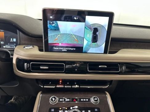 Used 2020 Lincoln Aviator Reserve w/ Equipment Group 202A AWD/4WD image 22