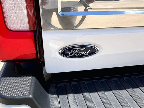 Used 2024 Ford F250 Platinum AWD/4WD image 31
