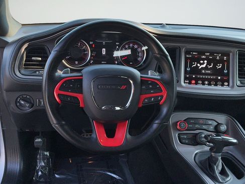 Used 2023 Dodge Challenger GT RWD image 10