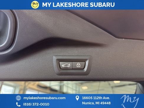 Used 2021 BMW X5 xDrive40i w/ Premium Package AWD/4WD image 33