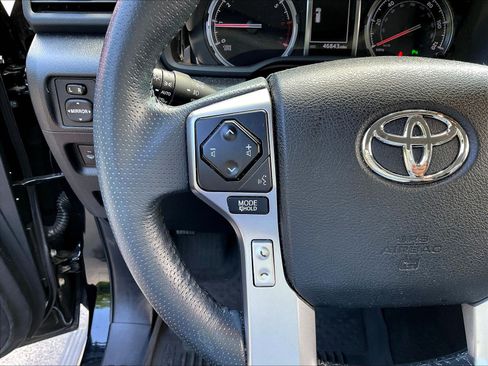 Used 2021 Toyota 4Runner Limited AWD/4WD image 11