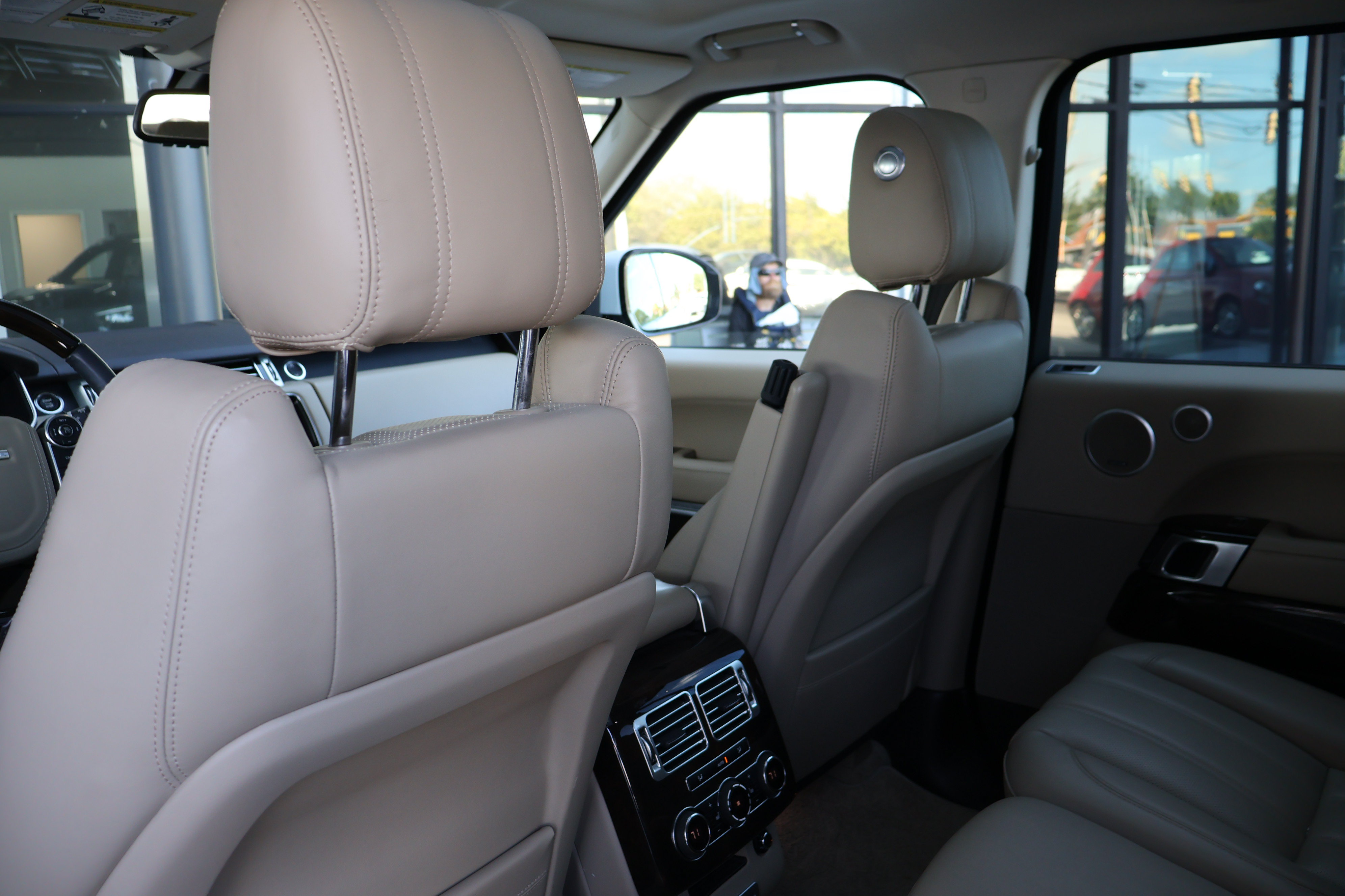 Used 2013 Land Rover Range Rover HSE AWD/4WD image 19