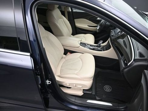 Used 2020 Buick Envision Preferred FWD image 11