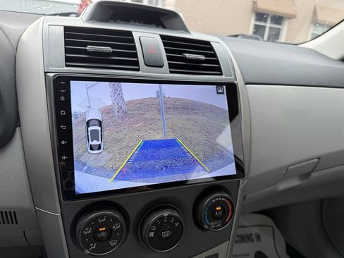 Used 2013 Toyota Corolla LE image 13