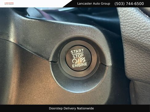 Used 2018 Jeep Compass Sport AWD/4WD image 17
