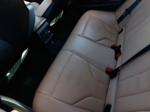 Used 2015 BMW M3 image 10