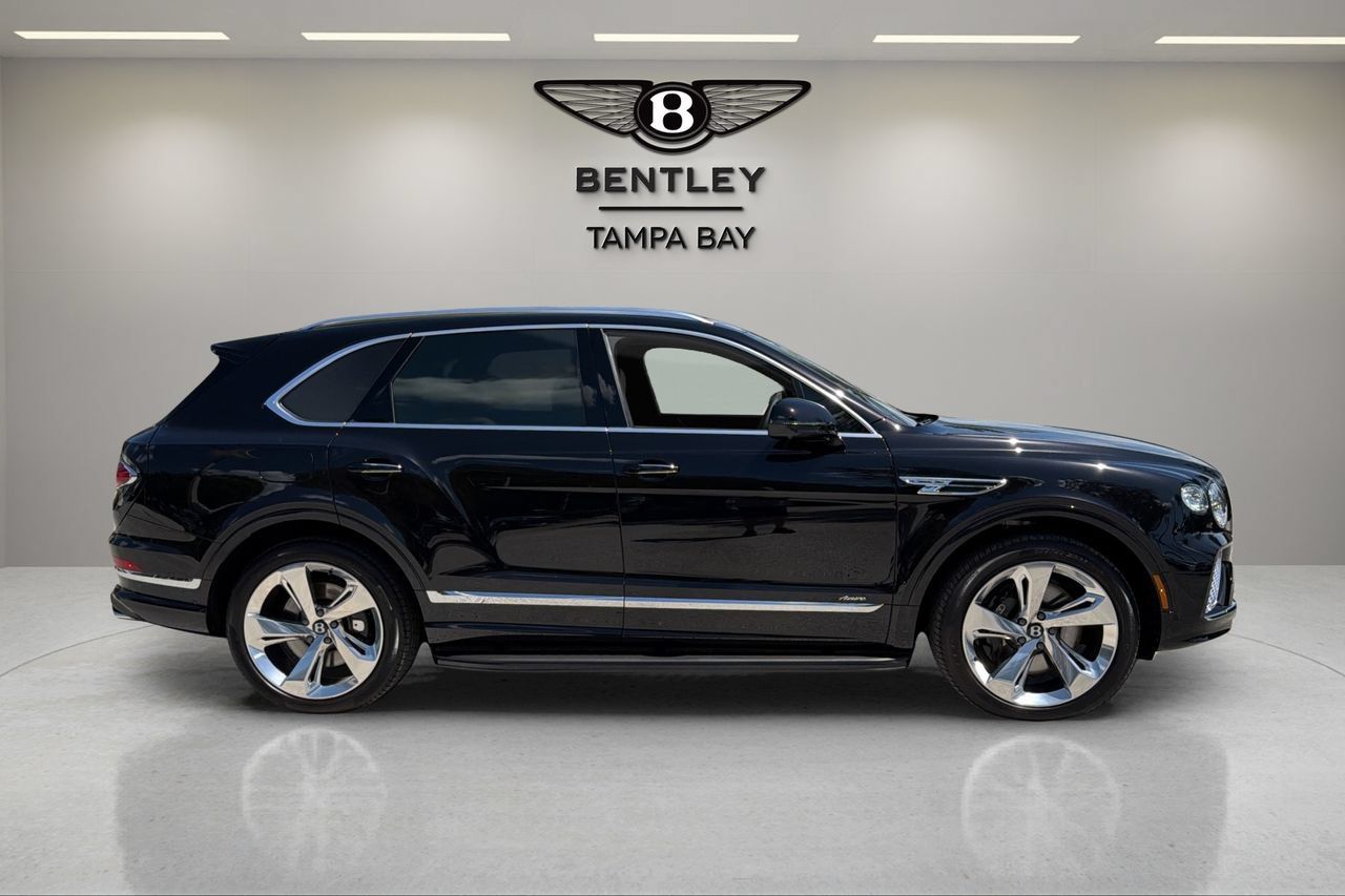 Used 2025 Bentley Bentayga AWD/4WD image 14