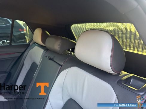 Used 2024 Volkswagen GTI SE image 9