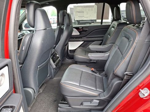 New 2025 Lincoln Aviator Black Label w/ Black Label Special Edition image 5