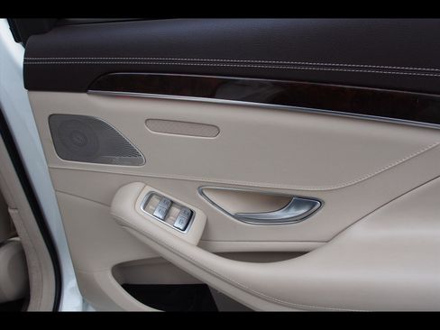 Used 2018 Mercedes-Benz S 560 S 560 w/ AMG Line Exterior image 16