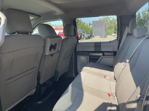 Used 2017 Ford F150 XLT w/ Trailer Tow Package AWD/4WD image 10