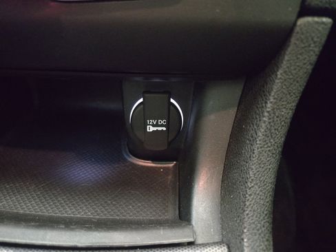 Used 2018 Dodge Charger GT image 29