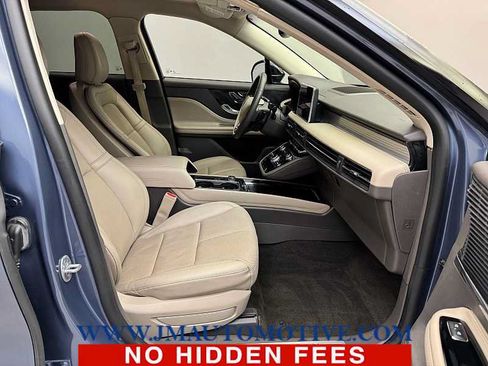 Used 2022 Lincoln Corsair AWD w/ Premium Package image 20