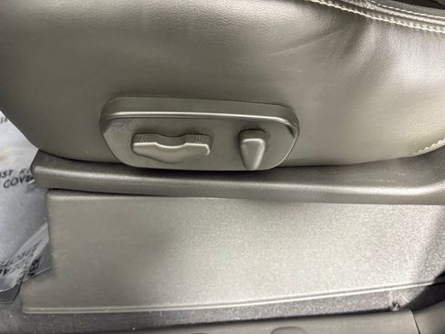 Used 2018 Nissan Frontier PRO-4X w/ Pro-4x Luxury Package image 14