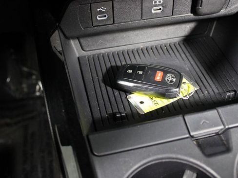 Used 2024 Toyota Prius LE image 16