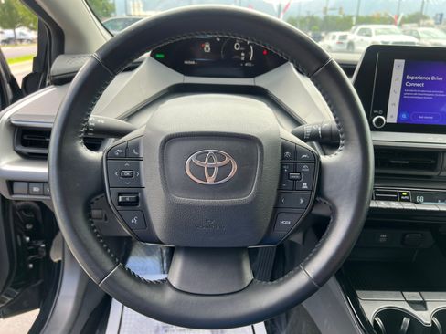 Used 2024 Toyota Prius LE FWD image 12