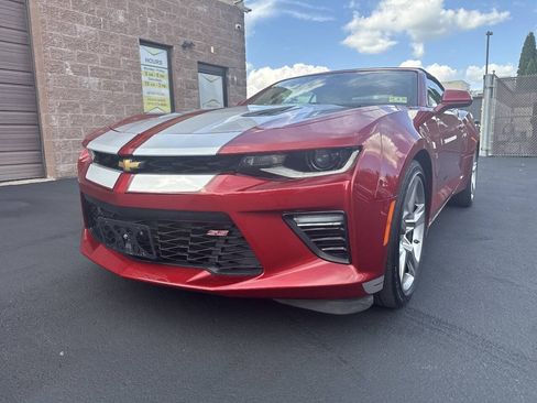 Used 2017 Chevrolet Camaro SS RWD image 4