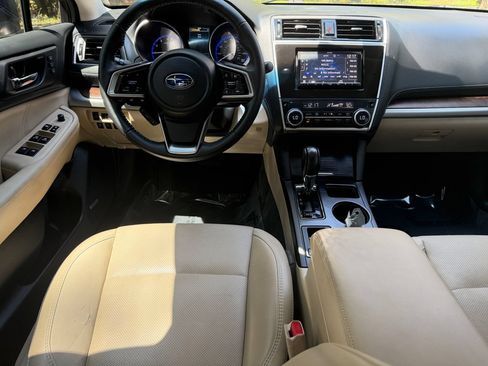 Used 2019 Subaru Outback 3.6R Limited AWD/4WD image 15