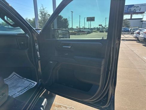 Used 2023 GMC Sierra 1500 AT4 AWD/4WD image 25
