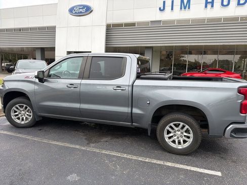 Used 2021 Chevrolet Silverado 1500 LT AWD/4WD image 18