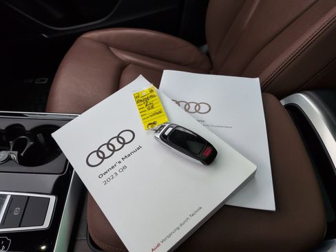 Used 2023 Audi Q8 Premium Plus AWD/4WD image 29