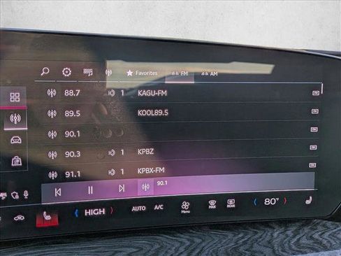 Used 2025 Audi Q5 Premium w/ Convenience Package image 13