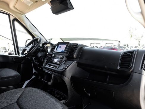 Used 2023 RAM ProMaster 2500 image 9