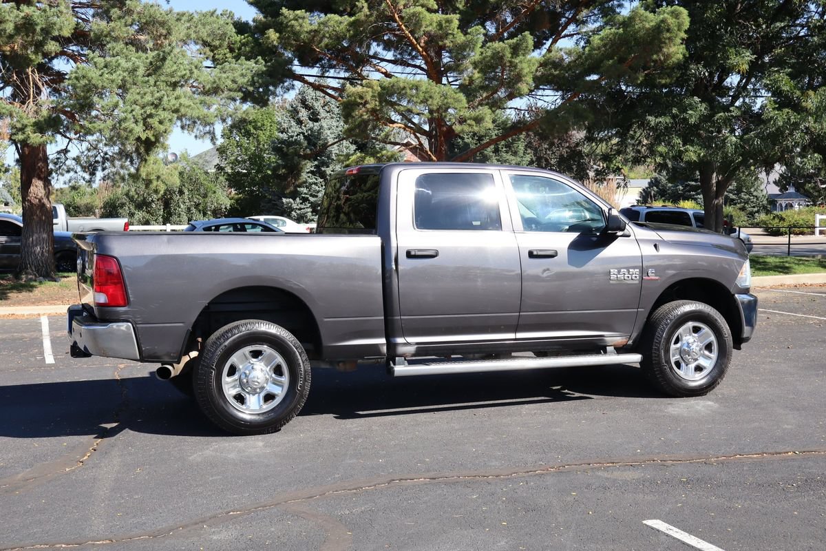 Used 2014 RAM 2500 Tradesman w/ Chrome Appearance Group AWD/4WD image 4