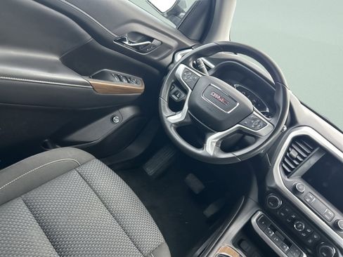 Used 2023 GMC Acadia SLE w/ Driver Convenience Package image 20