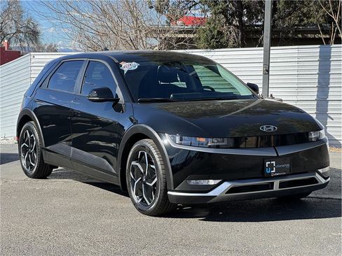 Used 2024 Hyundai Ioniq 5 SEL image 8