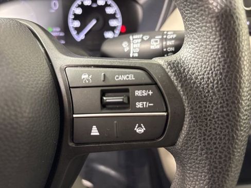Used 2023 Honda HR-V LX image 30