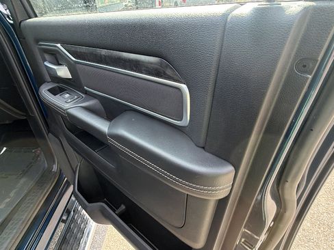 Used 2024 RAM 2500 Big Horn w/ Bed Utility Group image 18