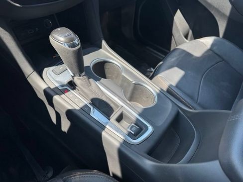 Certified 2021 Chevrolet Equinox Premier AWD/4WD image 21