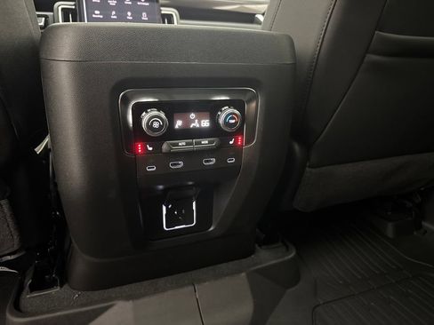 New 2026 GMC Yukon XL Elevation w/ Elevation Premium Package AWD/4WD image 70
