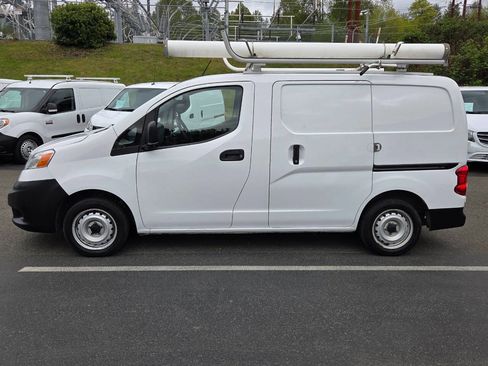 Used 2019 Nissan NV200 S w/ Back Door Glass Package FWD image 4
