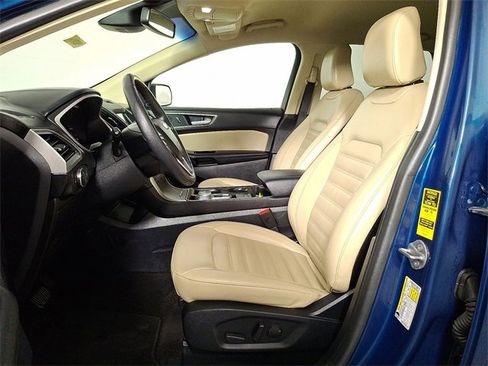 Used 2020 Ford Edge SEL w/ Convenience Package image 18