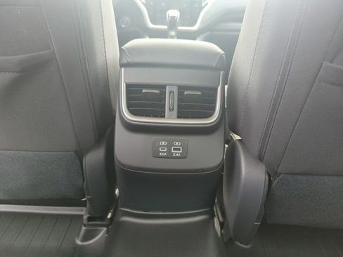 Used 2025 Subaru Legacy Premium image 31