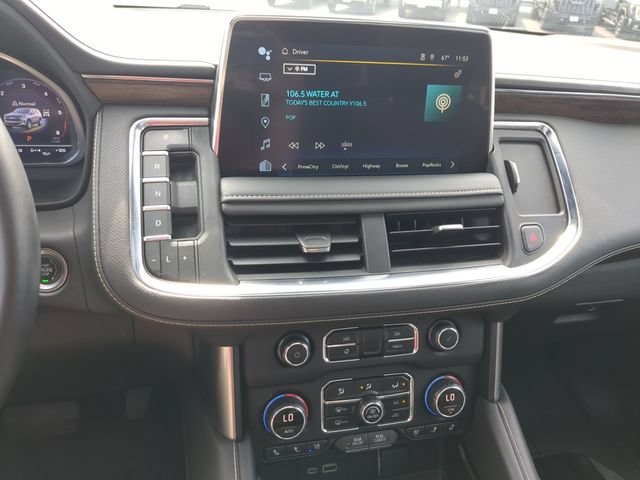 Used 2023 Chevrolet Suburban Premier w/ Premium Package 2 AWD/4WD image 21