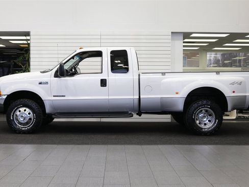 Used 2000 Ford F350 XLT image 4