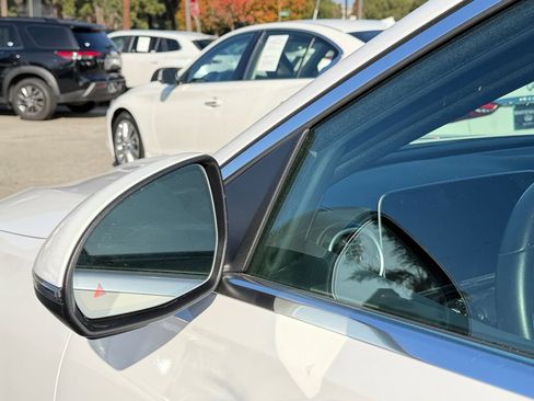 Used 2025 Mercedes-Benz C 300 C 300 image 35