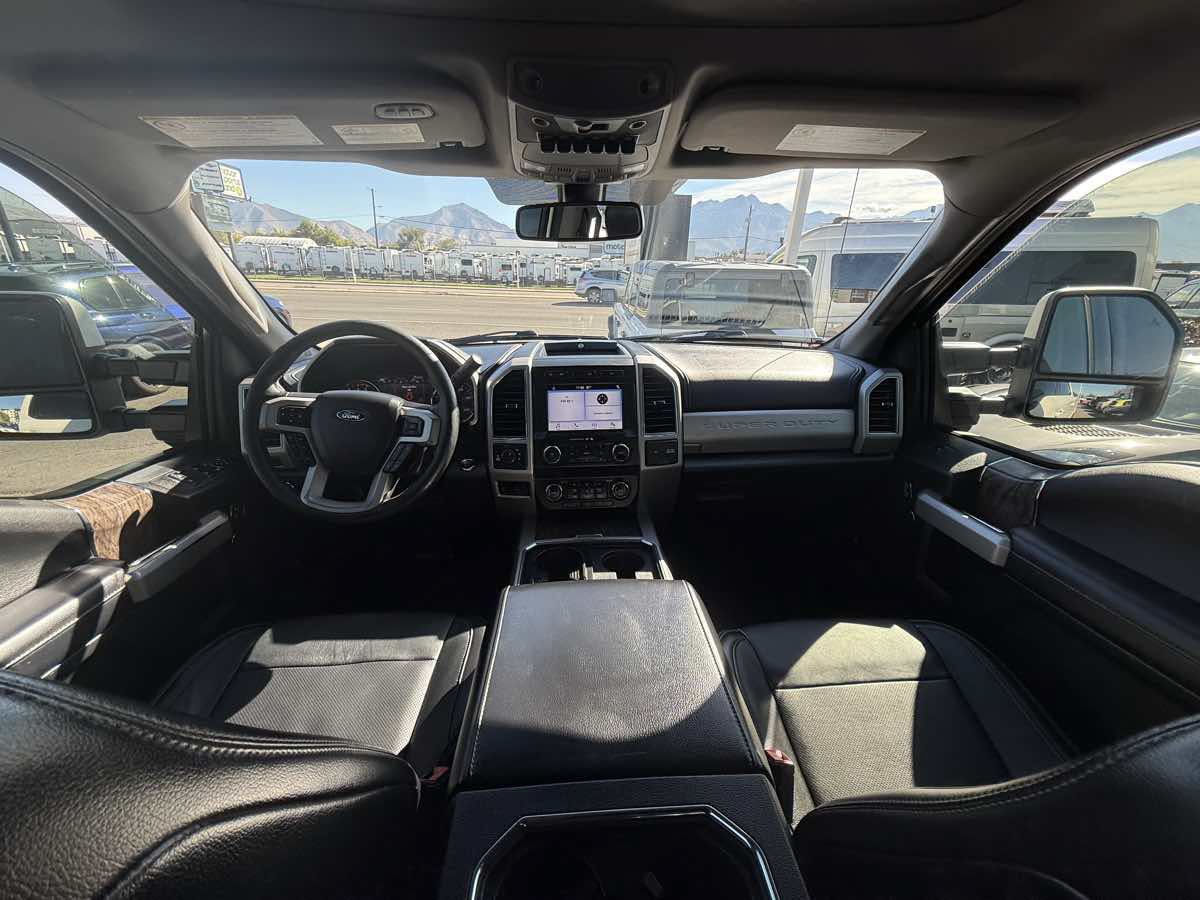 Used 2019 Ford F250 Lariat w/ Lariat Ultimate Package AWD/4WD image 15