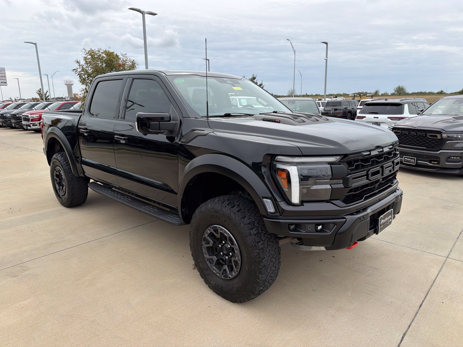 Used 2024 Ford F150 Raptor w/ Equipment Group 803A Raptor R AWD/4WD image 7