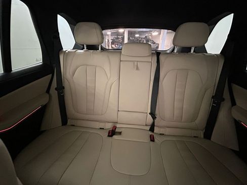 Used 2022 BMW X5 sDrive40i w/ Premium Package RWD image 19